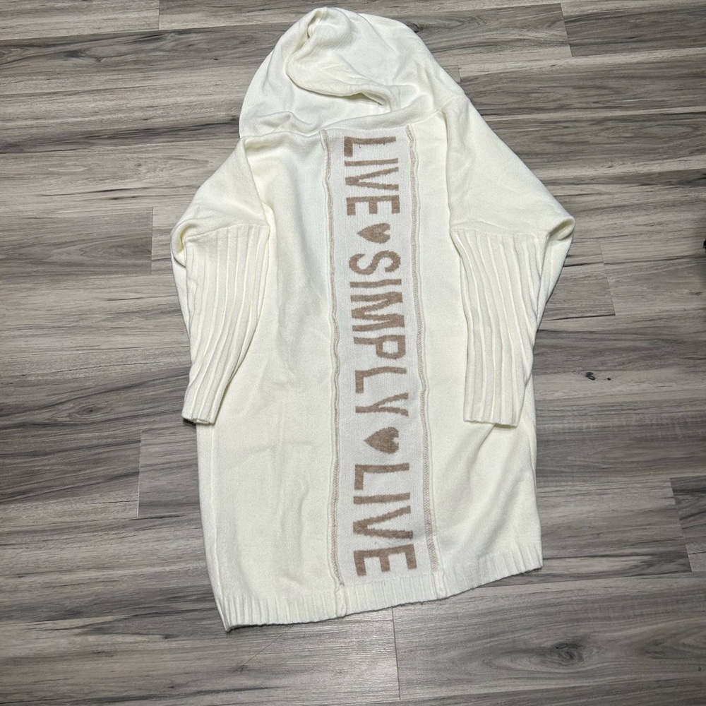 Cardigan new never worn sz med